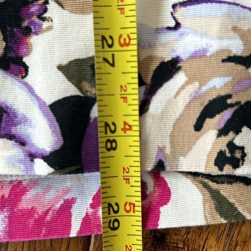 White House Black Market: White Strapless Dress w/ Floral Pattern: Size 0 - Picture 10 of 10